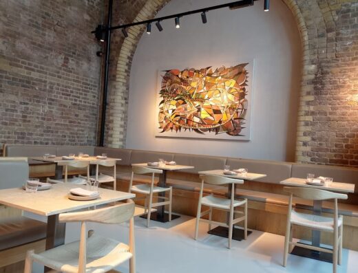 Akara Restaurant