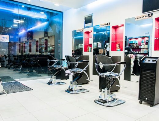Hiikuss Afro Hair Salon London